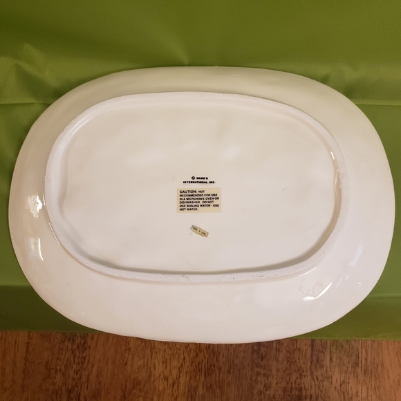 Wang's International Black & White Hen on Nest Platter - Picture 3 of 4